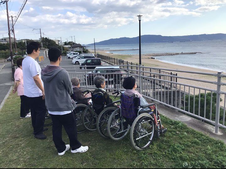 海辺にお出かけ